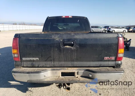 2001 GMC New Sierra C1500 из США, поврежденный, VIN 2GTEC19T811149861